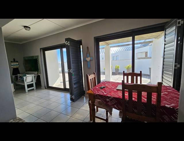 3 BEDROOM HOUSE FOR SALE IN BRITANNIA BAY